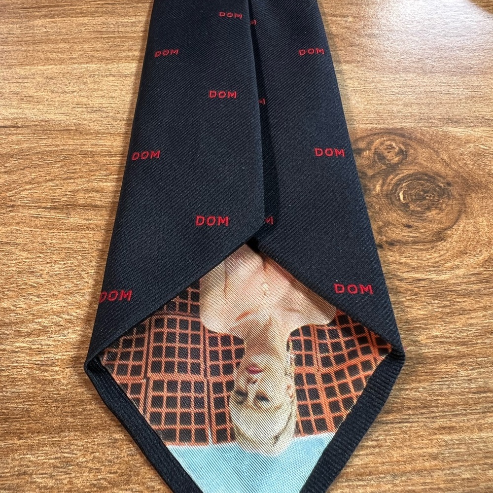 Baekgaard - PEEK-A-BOO Blonde Risqué Pin-up Model Navy Inconspicuous Tie - Picture 11 of 12